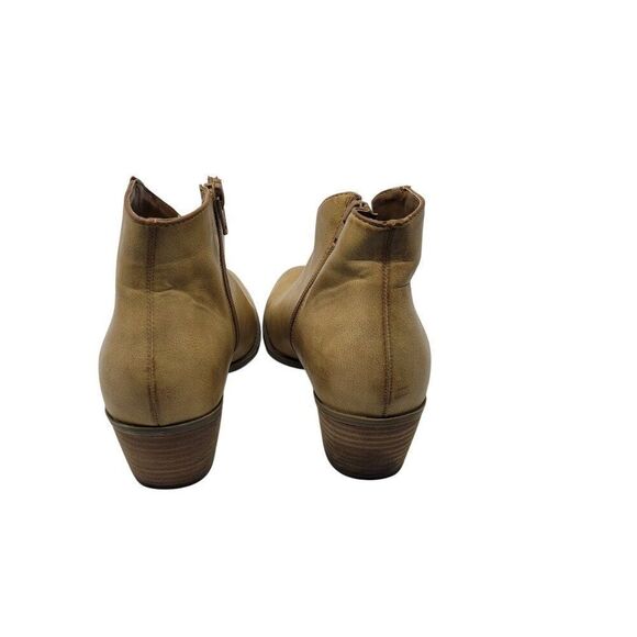 AEO Womens Tan Distressed Vegan Faux Leather Ankle Boots Booties Sz 7 Western - Picture 11 of 13